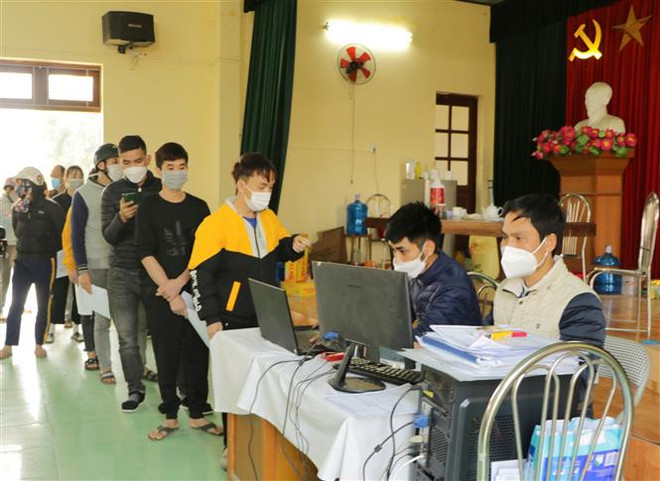 Dừng hỗ trợ cho đoàn viên, người lao động bị ảnh hưởng bởi COVID-19 ảnh 1