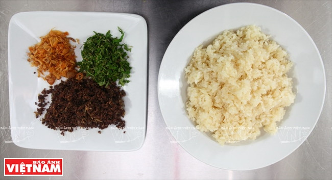 Xôi chim - Món ăn dẻo thơm nhất định phải thử vào đầu Thu ảnh 6