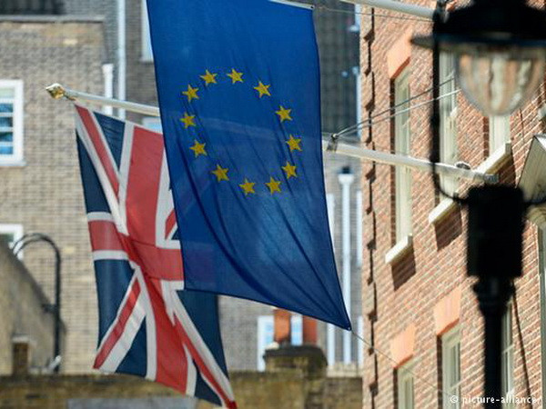 Anh mở chiến dịch vận động bỏ phiếu ủng hộ tách khỏi EU ảnh 1