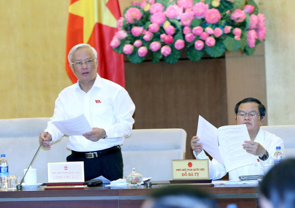 Phó Chủ tịch Quốc hội Uông Chu Lưu phát biểu. (Ảnh: Trọng Đức/TTXVN) Thường vụ Quốc hội cho ý kiến về sửa đổi Luật Lý lịch tư pháp ảnh 3