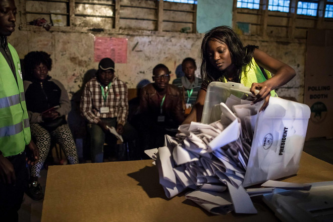 Ủy ban Bầu cử Kenya bác tuyên bố thắng cử của phe đối lập ảnh 1