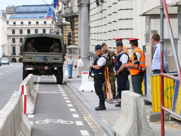 Pháp công bố danh tính kẻ điều phối các vụ tấn công ở Paris, Brussels ảnh 1