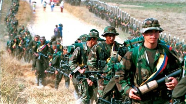 Ảnh tư liệu về các chiến binh FARC. (Nguồn: Reuters) Colombia thông qua luật ân xá cho thành viên FARC và quân nhân ảnh 1