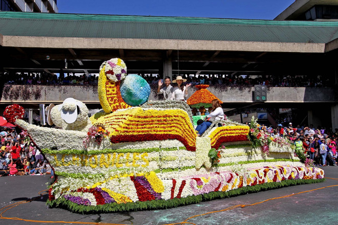 [Photo] Lễ hội Hoa lộng lẫy và đầy màu sắc tại Philippines ảnh 2