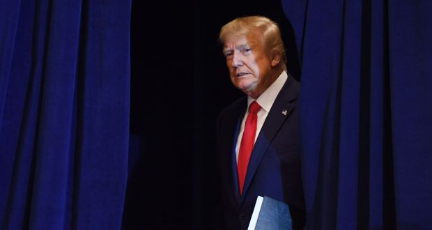 Ông Trump không được tín nhiệm khả năng giải quyết vấn đề quốc tế ảnh 1