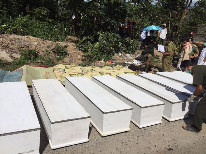 Xác định danh tính 7/8 người chết trong vụ nổ xe khách ở Lào ảnh 1