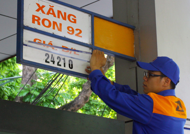 Sự khác biệt trong cách tính giá xăng dầu trong nước và thế giới ảnh 1