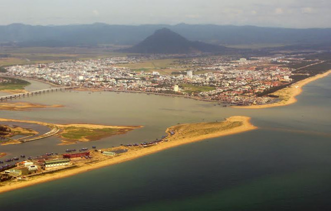 Phú Yên bàn biện pháp nạo vét hạ lưu sông dài nhất miền Trung ảnh 1