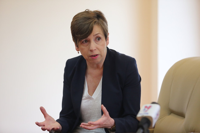 Lãnh đạo BBC: Thách thức và khó khăn chính là cơ hội của báo chí ảnh 1