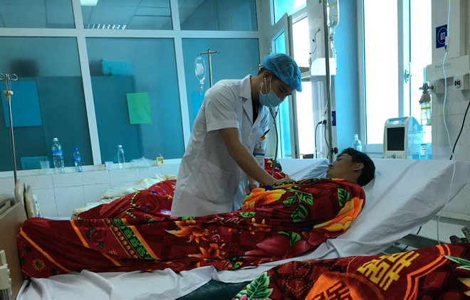 Vụ ngộ độc rượu ở Lai Châu: Lời cảnh tỉnh từ lạm dụng rượu bia ảnh 1