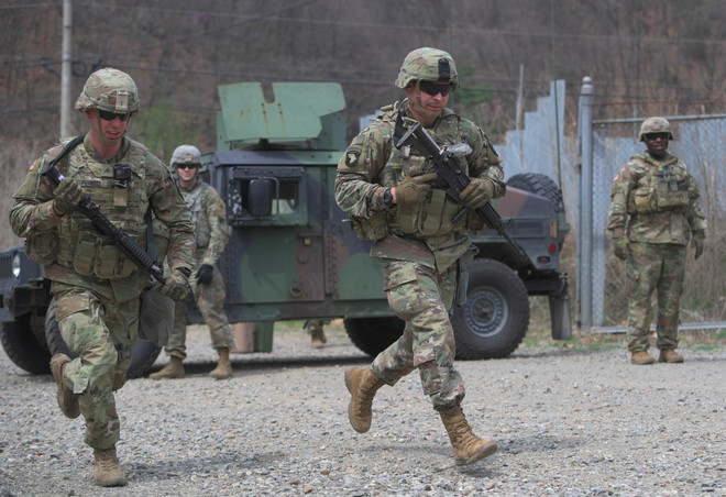 Tổng thống Mỹ: Tập trận với đồng minh là không cần thiết và lãng phí ảnh 1