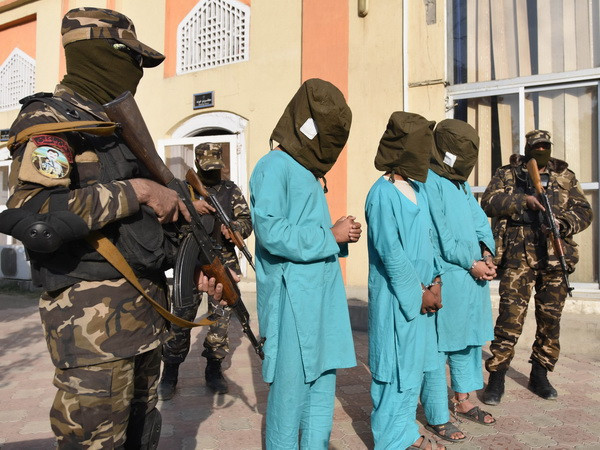 Ảnh minh họa. (Nguồn: EPA/TTXVN) Cảnh sát Afghanistan tiêu diệt một chỉ huy cấp cao của Taliban ảnh 1