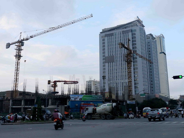 Cấm sử dụng căn hộ làm văn phòng: Đồng bộ từ cấp phép đến quản lý ảnh 1