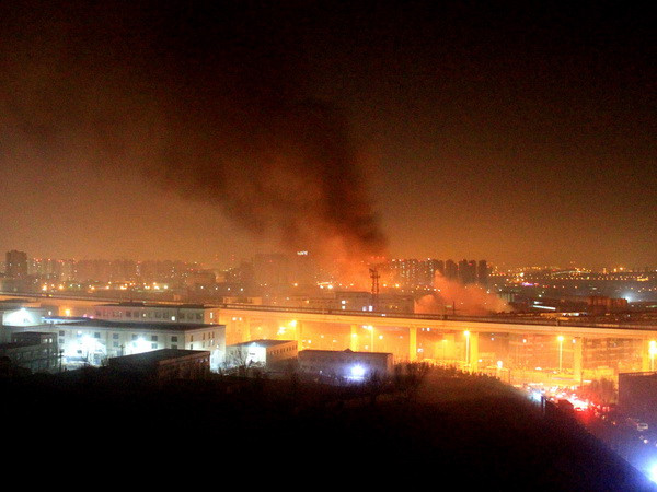 [Video] Trung Quốc: Cháy lớn do thiếu cẩn trọng ở nhà máy hóa dầu ảnh 1