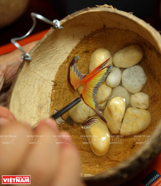 "Sốt sình sịch" với thú nuôi cá 3D không cần tốn thời gian chăm sóc ảnh 5