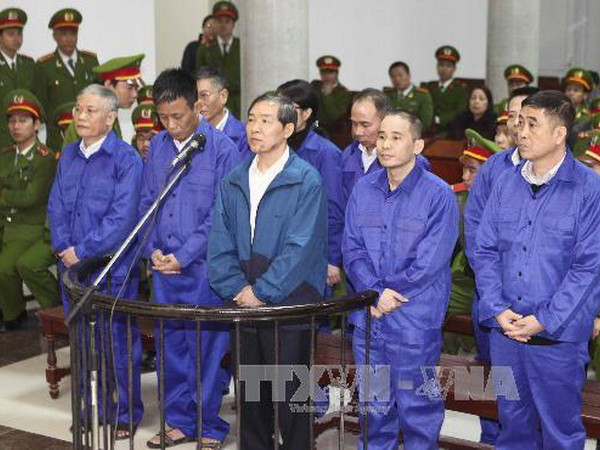 Chùm ảnh xét xử vụ án Dương Chí Dũng và đồng phạm ảnh 3