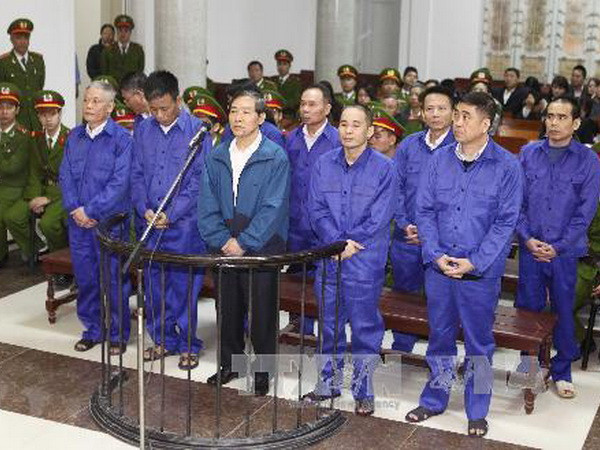 Chùm ảnh xét xử vụ án Dương Chí Dũng và đồng phạm ảnh 4