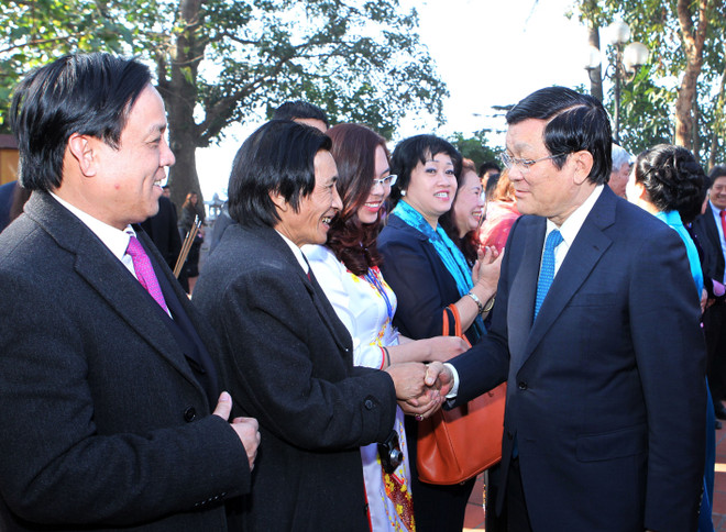 Kiều bào mong muốn xây dựng đất nước phát triển giàu mạnh ảnh 1