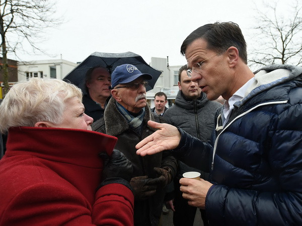 Hà Lan bắt đầu bầu cử quốc hội trong cảnh căng thẳng với Thổ Nhĩ Kỳ ảnh 1