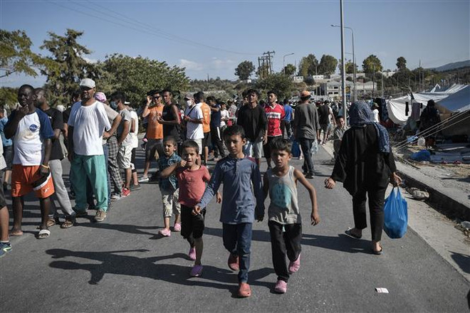 Hy Lạp: Xe chở người di cư gặp nạn khiến nhiều người thiệt mạng ảnh 1