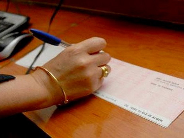 Algeria bắt buộc sử dụng hình thức thanh toán qua ngân hàng ảnh 1