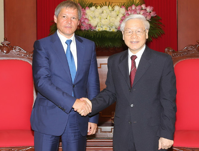 Tổng Bí thư Nguyễn Phú Trọng tiếp Thủ tướng Roman iDacian Ciolos ảnh 1