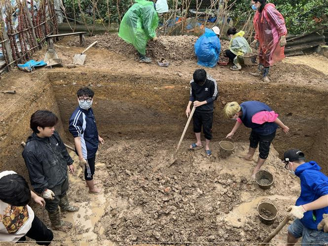 Phát hiện tính chất cư trú thời Đông Hán tại di tích Thành Quèn ảnh 1