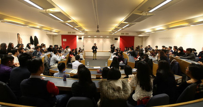 Sinh viên Việt Nam tại Anh chuẩn bị hành trang lập nghiệp ảnh 1