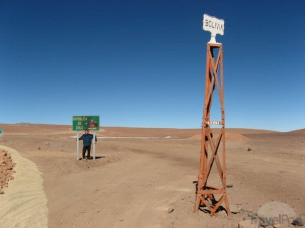Bolivia điều tra nghi vấn Chile di chuyển cột mốc biên giới ảnh 1