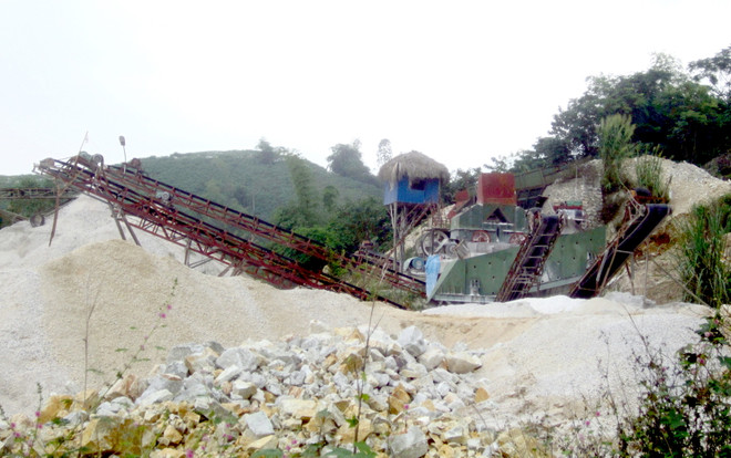 Tuyên Quang xác minh, xử lý doanh nghiệp khai thác đá trái phép ảnh 1