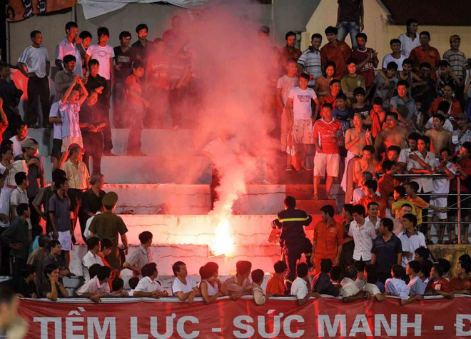 VFF quyết ngăn pháo sáng trong hai trận vòng loại World Cup ảnh 1