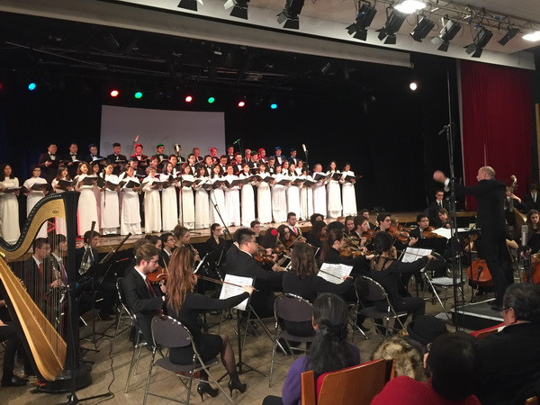 Những giai điệu Tổ quốc yêu thương của người Việt vang lên ở Paris ảnh 2