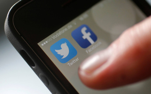 Mạng xã hội Facebook, Twitter nỗ lực thúc đẩy "thương mại xã hội" ảnh 1