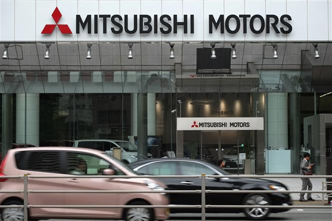 Nhà sản xuất Nhật Bản Mitsubishi thực hiện phân phối xe thông qua 141 đại lý ở Nga. (Ảnh: AFP/TTXVN) Những doanh nghiệp chịu thiệt hại nhiều nhất từ căng thẳng Nga-Ukraine ảnh 4