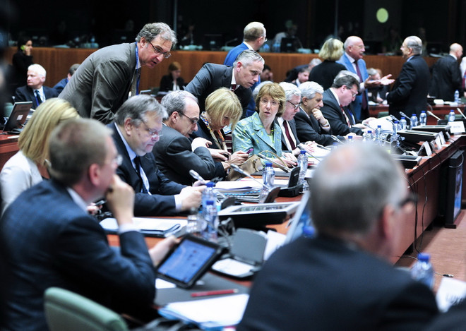 EU mở rộng trừng phạt đối tượng liên quan đến vấn đề Ukraine ảnh 1