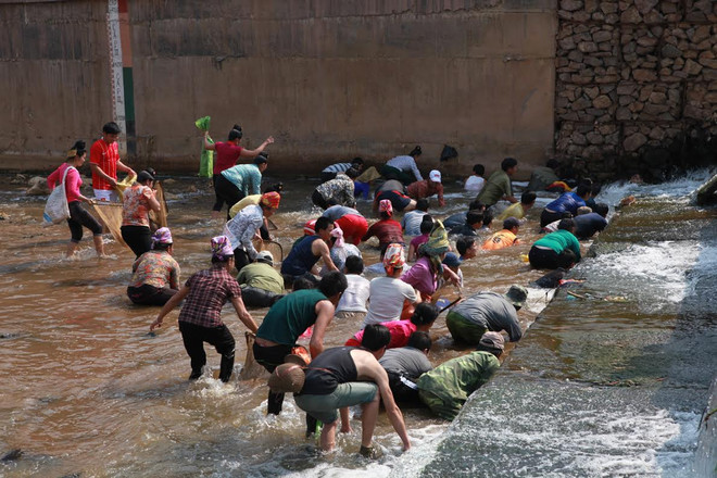 Tưng bừng thôn bản mùa Lễ hội Hoa Ban khắp vùng Tây Bắc ảnh 8