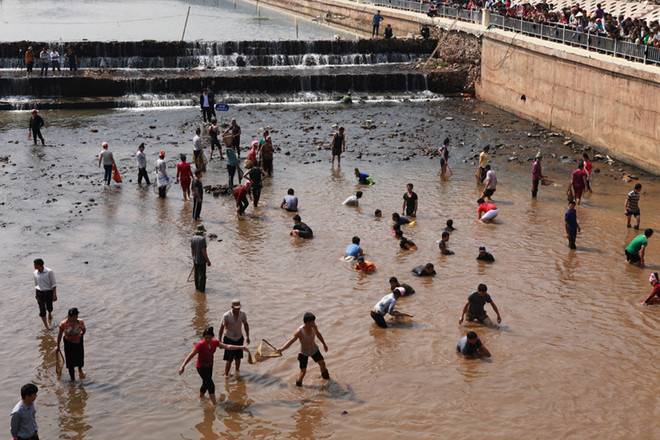 Tưng bừng thôn bản mùa Lễ hội Hoa Ban khắp vùng Tây Bắc ảnh 6