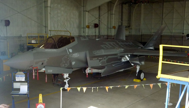 Trung Quốc bác cáo buộc đánh cắp thiết kế máy bay F-35 ảnh 1