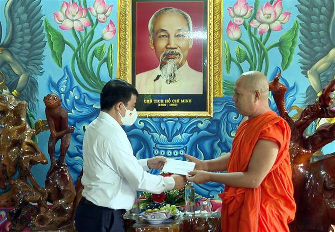 Đoàn Quốc hội thăm, chúc Tết Chôl Chnăm Thmây tại Bạc Liêu, Sóc Trăng ảnh 1