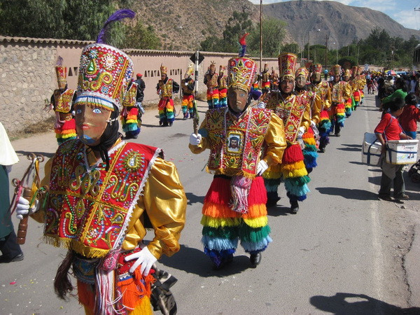 Peru triển khai giáo dục song ngữ để bảo tồn ngôn ngữ thổ dân ảnh 1