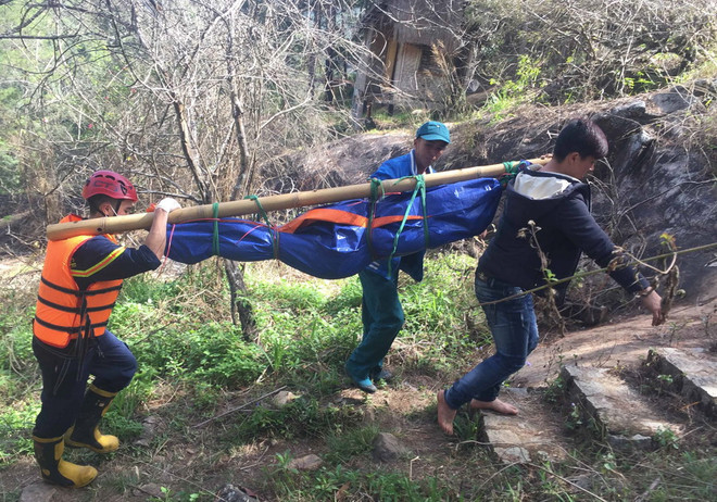 Đu dây vượt thác ở Đà Lạt, hai khách du lịch tử nạn ảnh 1