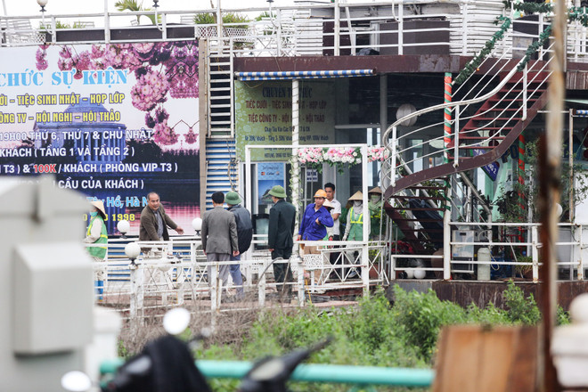 Hà Nội sẽ phá dỡ xong 4 nhà nổi ở Hồ Tây vào ngày 24/2 ảnh 1