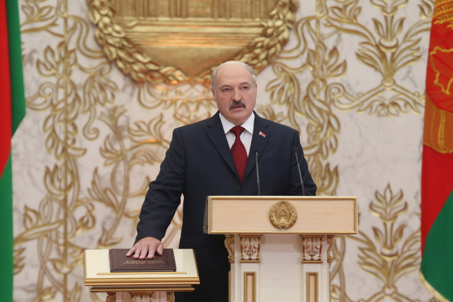 Tổng thống Belarus Alexander Lukashenko tuyên thệ nhậm chức ảnh 1