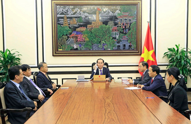 Chủ tịch nước Trần Đại Quang điện đàm với Tổng thống Nga Putin ảnh 2