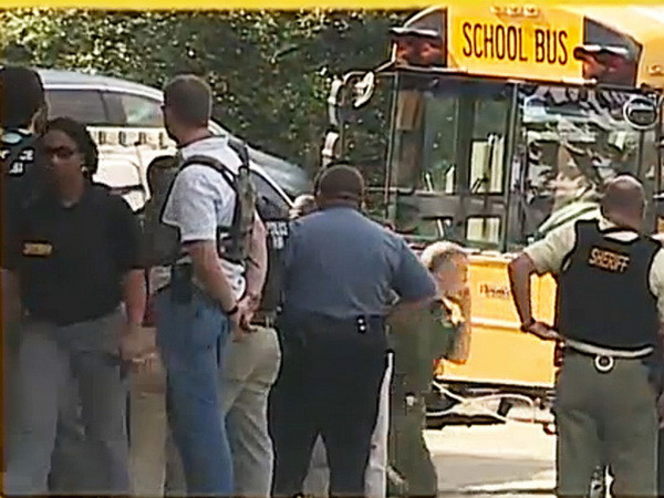 Xuất hiện sơ hở trong hệ thống quản lý người mua vũ khí ở Mỹ ảnh 1