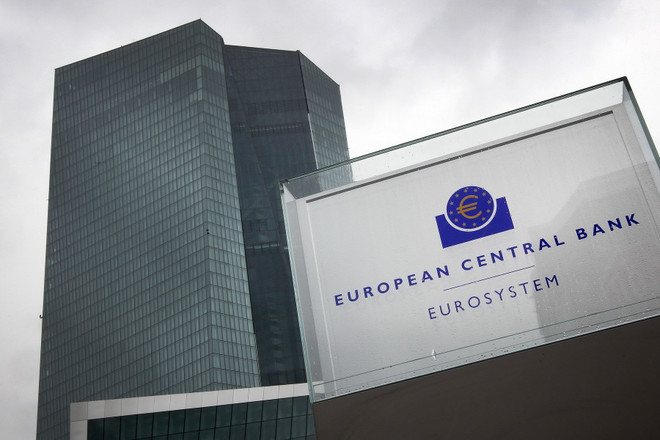 ECB không tăng mức thanh khoản cho các ngân hàng Hy Lạp ảnh 1