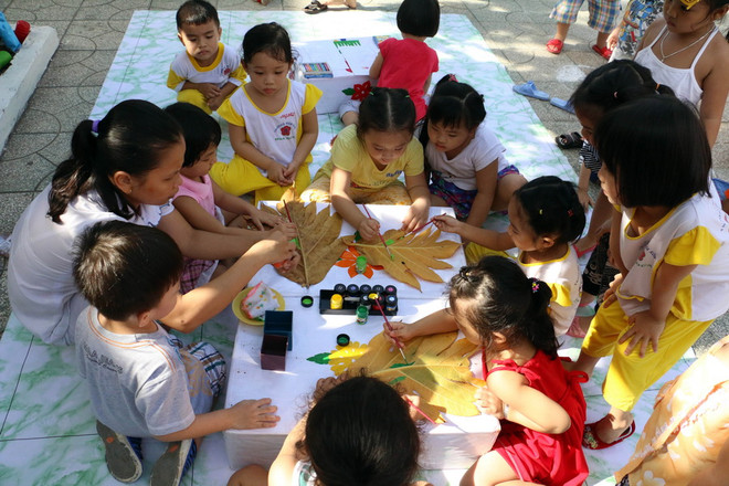 Bình Định chỉ đạo kiểm điểm, xử lý vụ 11 cô giáo bị “treo” biên chế ảnh 1