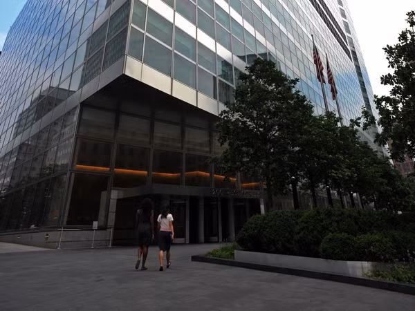 Mỹ phạt Goldman Sachs 120 triệu USD do thao túng lãi suất ảnh 1
