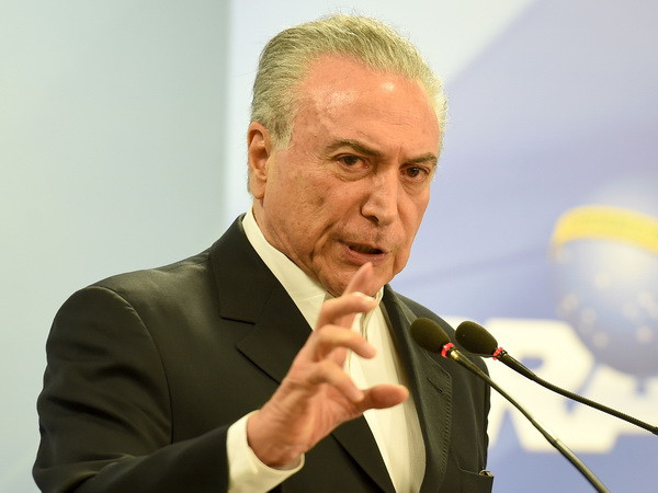 Brazil điều động quân đội bảo vệ sau vụ biểu tình phản đối ông Temer ảnh 1