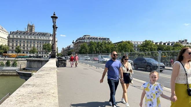 Khu vực dọc sông Seine tại trung tâm Thủ đô Paris trước thềm Thế Vận hội mùa Hè. (Ảnh: Thu Hà/TTXVN) olympic paris_.jpg
